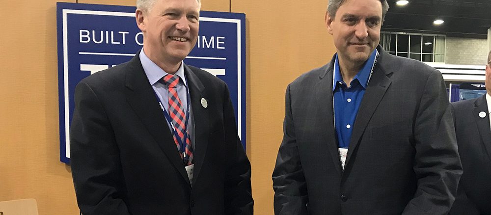 David-Davenport-Co-CEO-President-Comercial-FlightSafety-and-Leo-Morrissette-Executive-Vice-President-Air-Methods